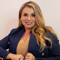 Karen De Amat, ’09 Alum Entrepeneur Award