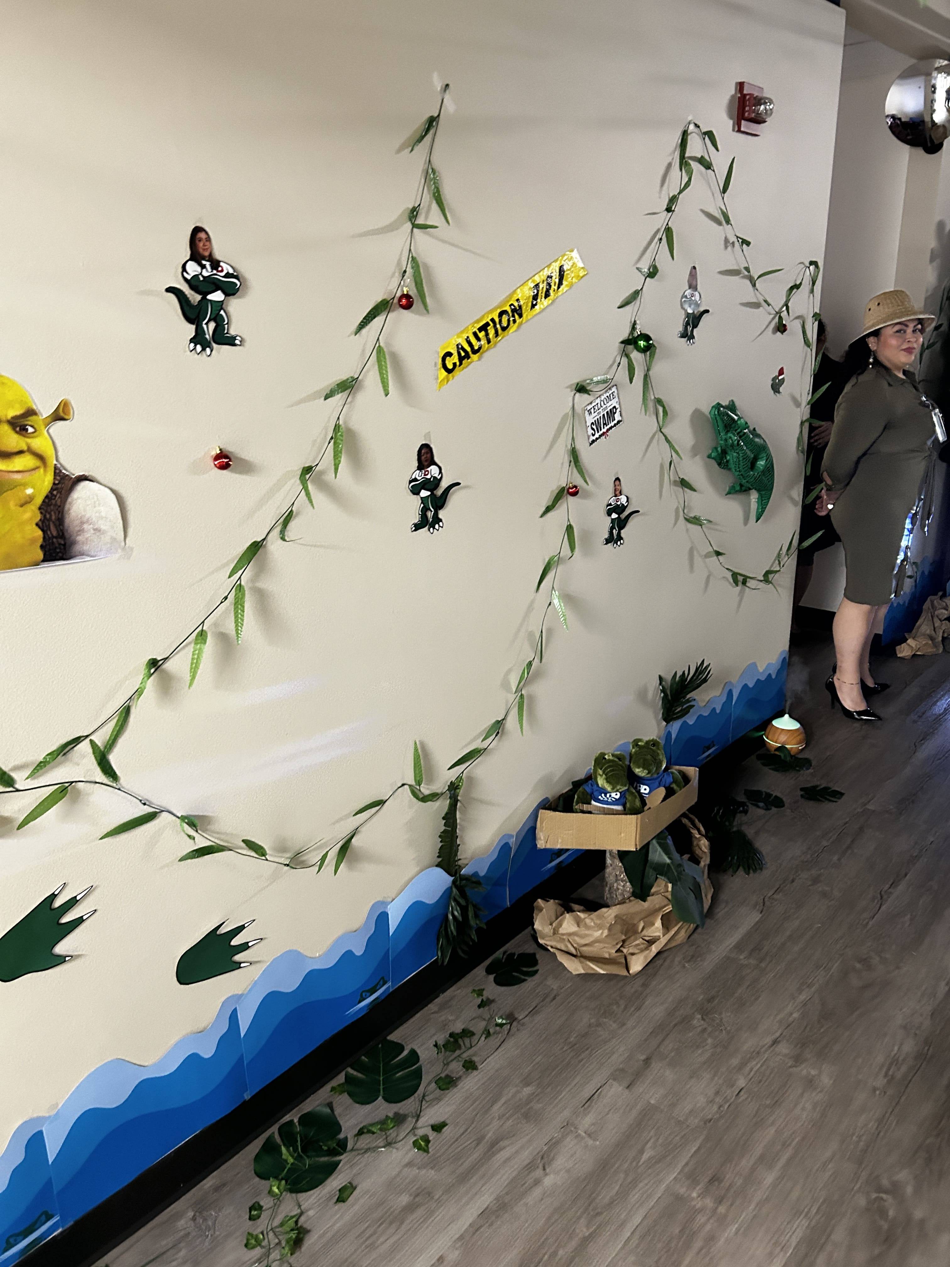 Holiday Decorating Contest 2024