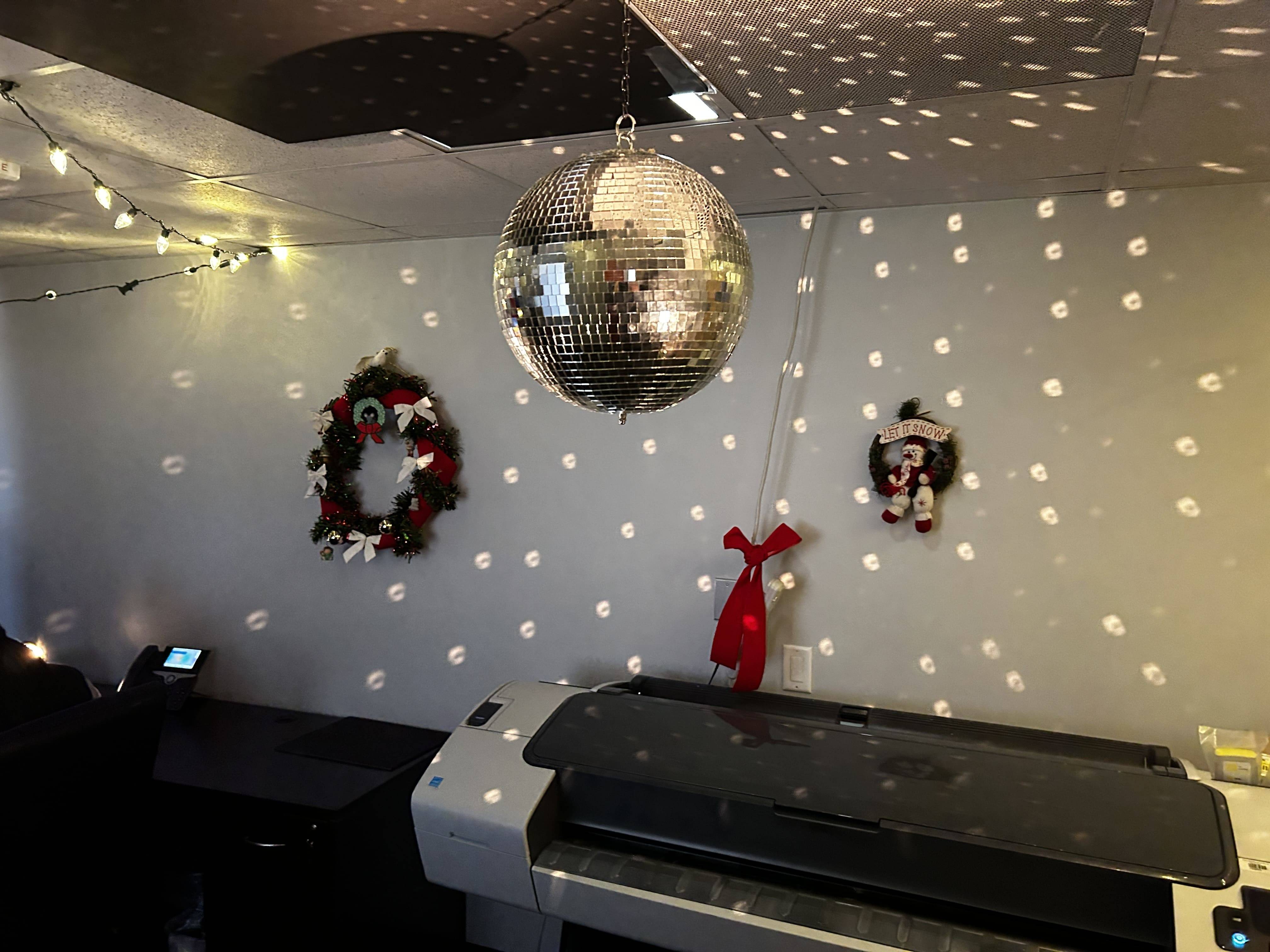 Holiday Decorating Contest 2024