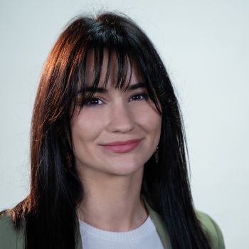 Gianna Testut headshot