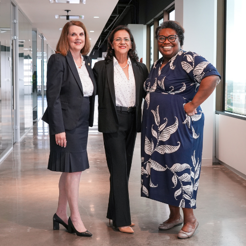 Sonya Heath (’05), Julia Maldonado (’95), and Fran Watson (’05) on March 26 at UHD@1801 Main.