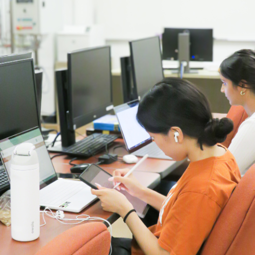 Student work on ipads and laptop computers at the university of houston downtown