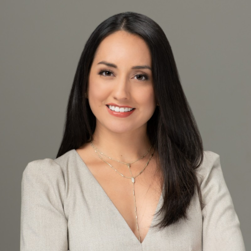UHD Finance alumna and Houstonian Genesis Loera smiles 